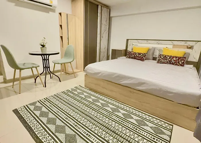 Noc House Hostal Bangkok