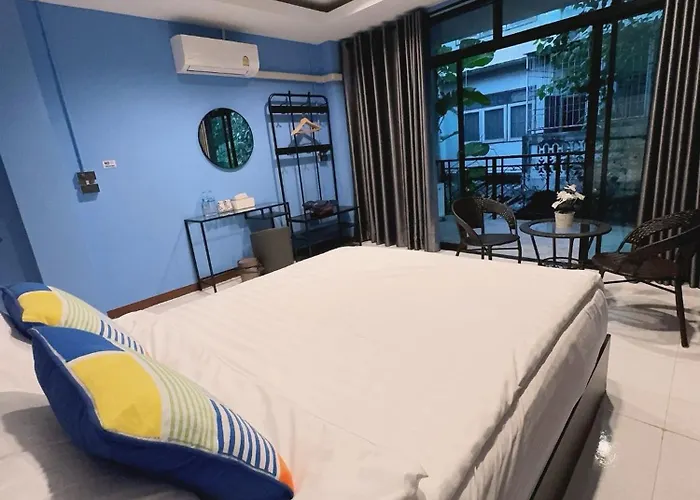 Noc House *