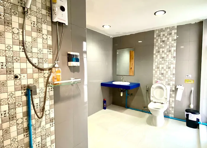 Noc House Hostal *