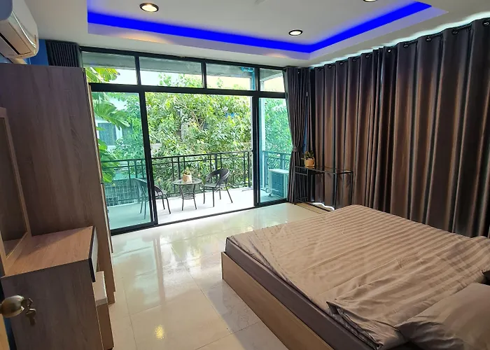 Noc House